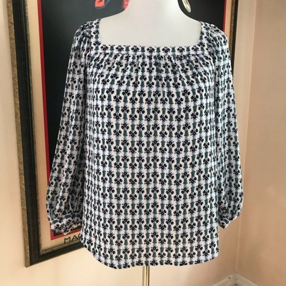Ann Taylor:Flowing Blue Flower Top w/ Square Neck